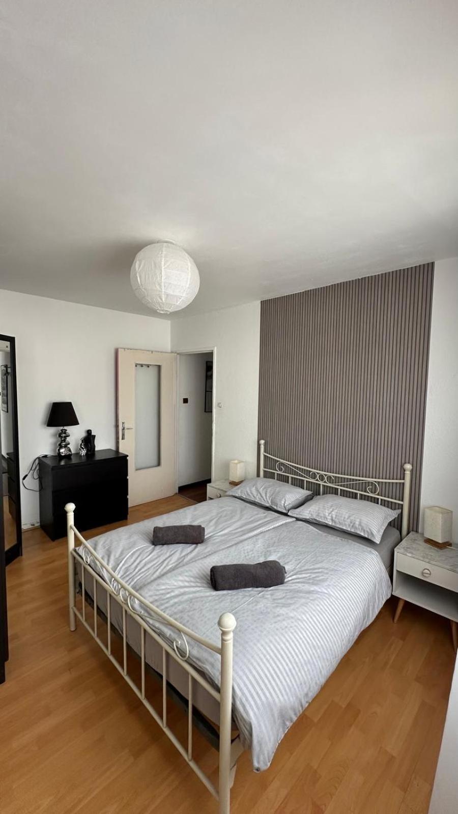 Apparemment Spacieux Et Lumineux Pour 6 Voyageurs Estrasburgo Exterior foto